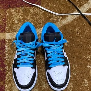 Air Jordan low 1